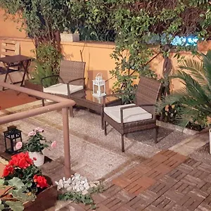 https://casa-federico-rome.it-romehotels.com