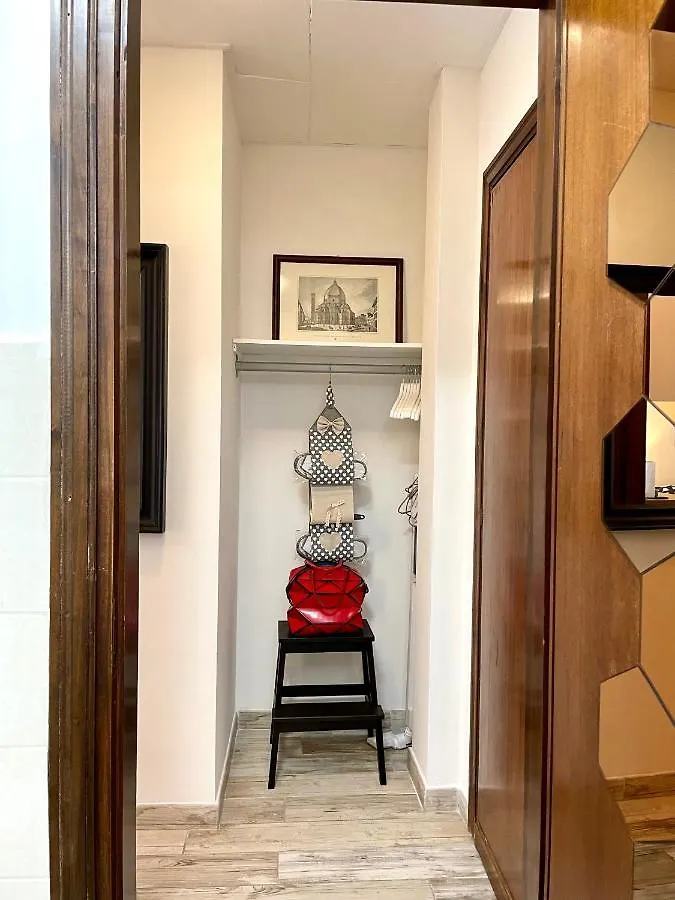 Leonardo & Davide Apartment Florence